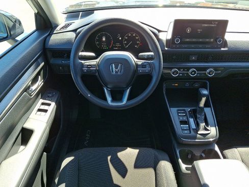 Used 2025 Honda CR-V LX image 12