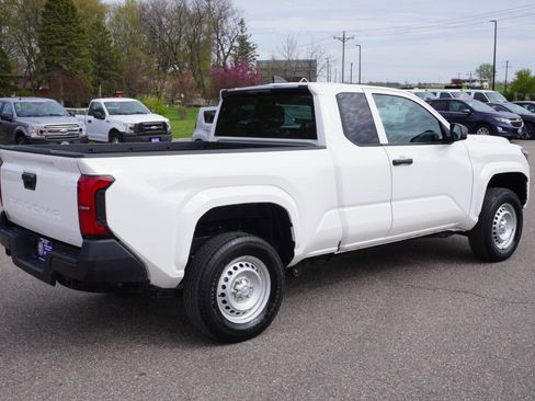 Used 2024 Toyota Tacoma SR RWD image 5