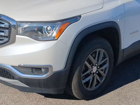 Used 2018 GMC Acadia SLT image 10