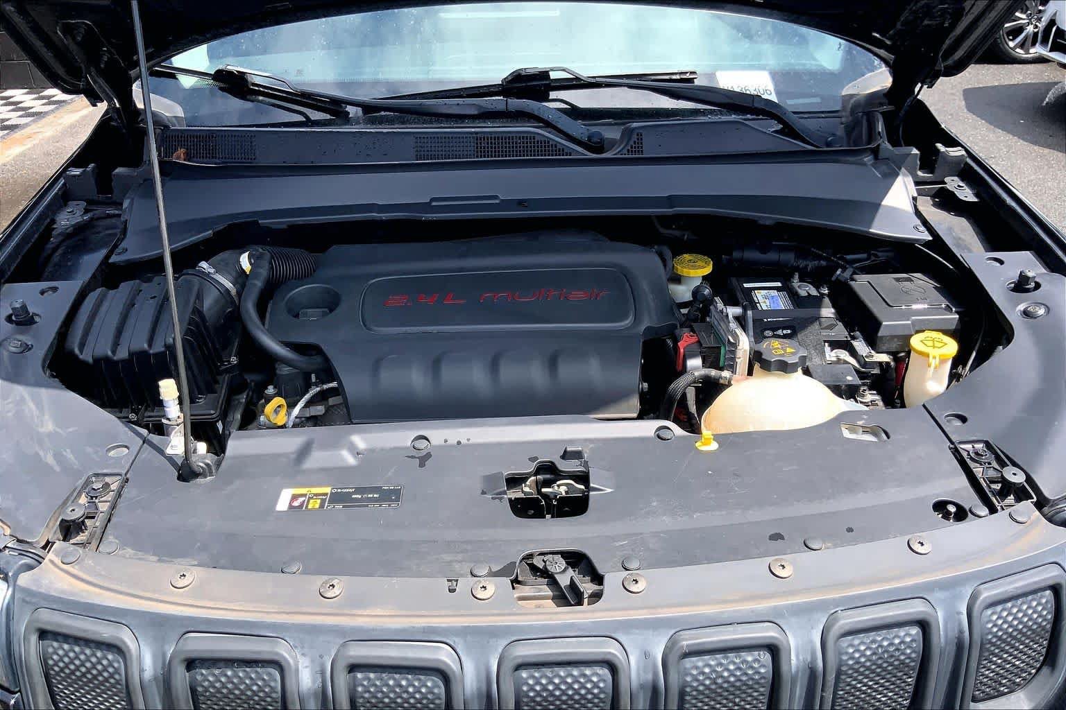 Used 2022 Jeep Compass Trailhawk w/ Trailhawk Elite Group AWD/4WD image 9