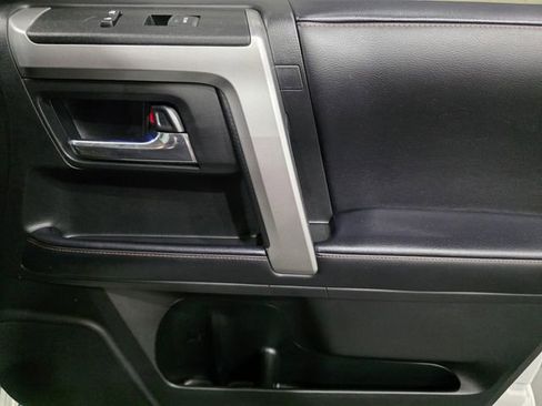 Used 2023 Toyota 4Runner Limited AWD/4WD image 13