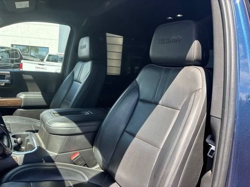 Used 2022 Chevrolet Silverado 1500 High Country w/ Safety Package II AWD/4WD image 6