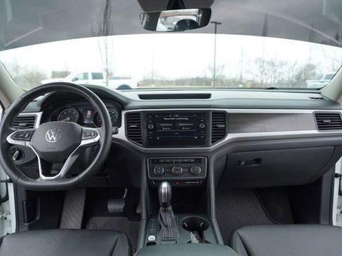 Used 2021 Volkswagen Atlas SE FWD image 25
