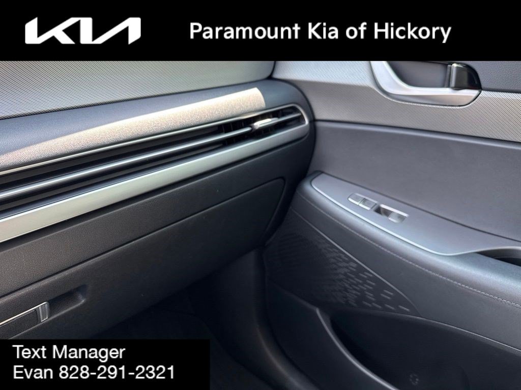 Used 2024 Hyundai Palisade SEL FWD image 30