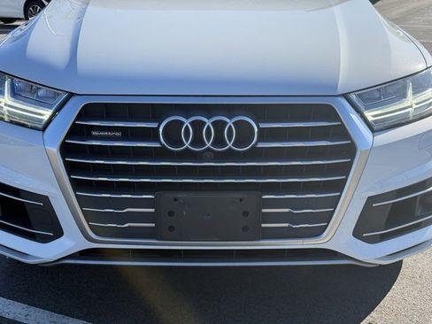 Used 2019 Audi Q7 3.0T Prestige w/ Prestige Package image 3