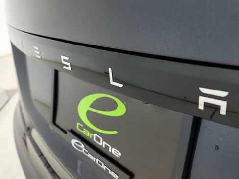 Used 2025 Tesla Model S Plaid image 16