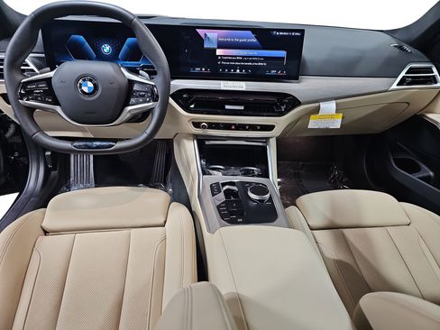 Certified 2025 BMW 330i Sedan w/ Premium Package image 9