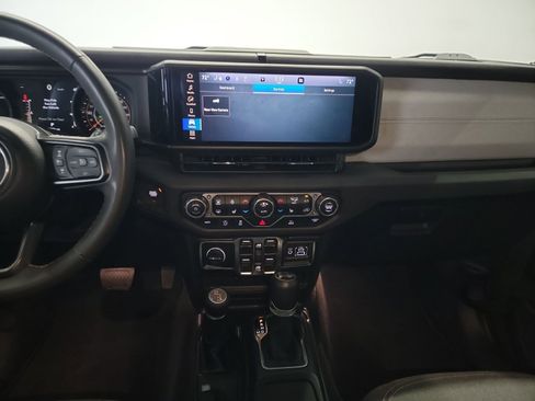 Used 2024 Jeep Wrangler Unlimited Sport AWD/4WD image 20