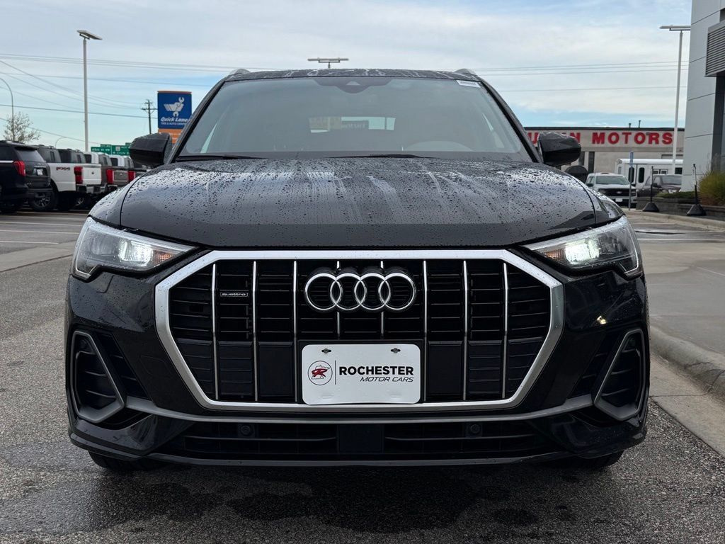 Used 2021 Audi Q3 2.0T Premium w/ Convenience Package AWD/4WD image 46