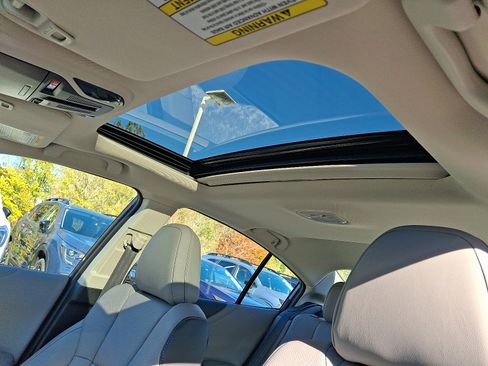 Certified 2025 Subaru Legacy Limited image 14