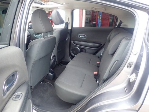 Used 2017 Honda HR-V EX image 12
