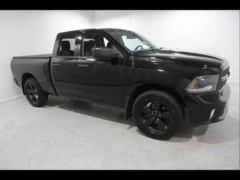 Used 2015 RAM 1500 Express w/ Black Ram 1500 Express Group AWD/4WD image 1