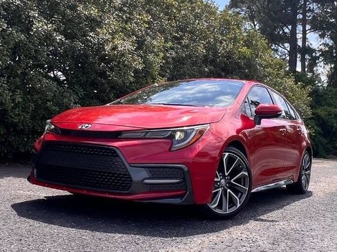 Used 2020 Toyota Corolla SE FWD image 4
