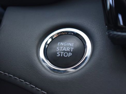 Used 2023 Toyota Highlander XSE image 31