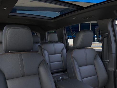 New 2026 Chevrolet Traverse High Country image 24