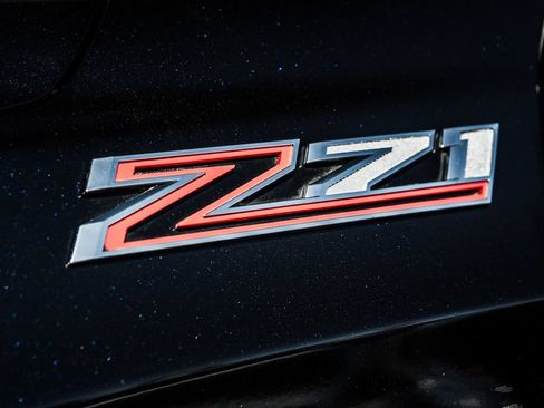 Used 2021 Chevrolet Tahoe Z71 AWD/4WD image 6