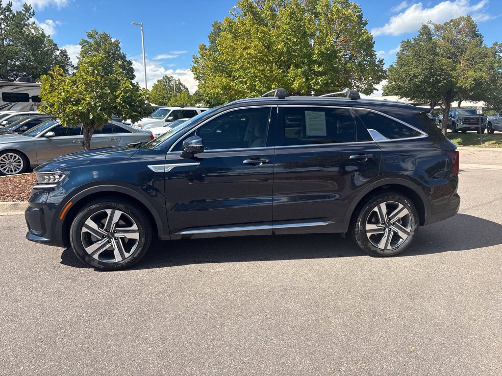 Used 2022 Kia Sorento SX AWD/4WD image 2