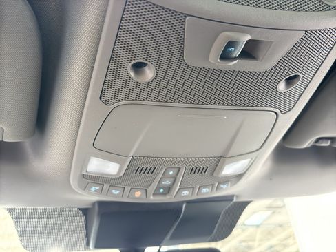 Used 2019 Ford F150 Lariat w/ Equipment Group 502A Luxury AWD/4WD image 35