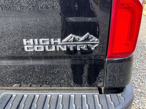 Used 2019 Chevrolet Silverado 1500 High Country image 8