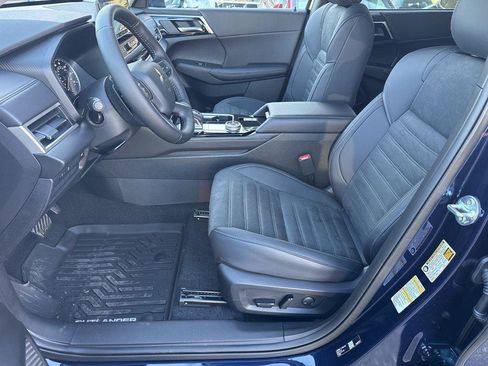 New 2026 Mitsubishi Outlander SE FWD image 23
