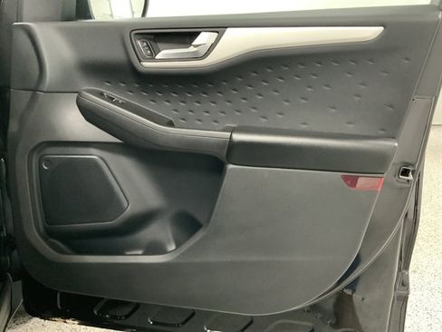 Used 2020 Ford Escape SEL image 22