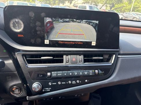 Used 2023 Lexus ES 350 w/ Premium Package FWD image 17