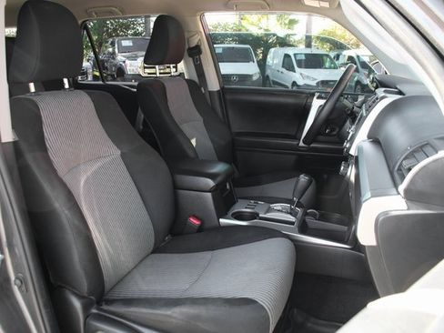 Used 2022 Toyota 4Runner SR5 image 38