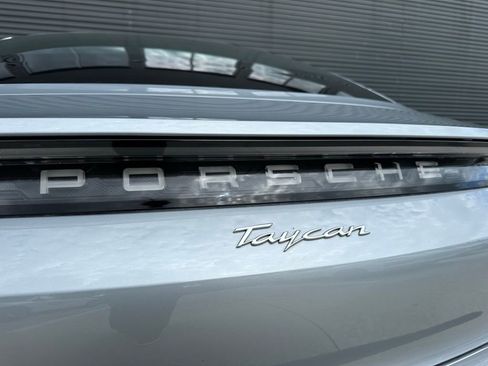 Used 2024 Porsche Taycan image 14