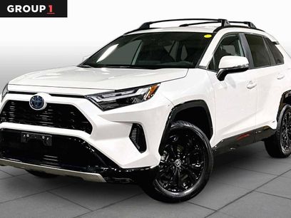 Used 2023 Toyota RAV4 SE w/ SE Grade Weather Package