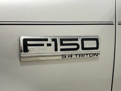 Used 2005 Ford F150 XLT AWD/4WD image 27