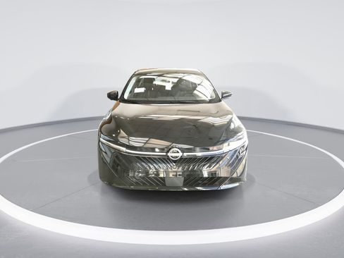 New 2026 Nissan Sentra SR w/ SR Premium Package FWD image 3