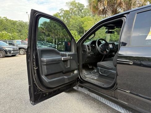 Used 2020 Ford F150 XLT w/ Equipment Group 302A Luxury AWD/4WD image 9