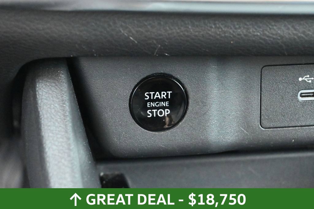 Used 2024 Nissan Rogue SV AWD/4WD image 24