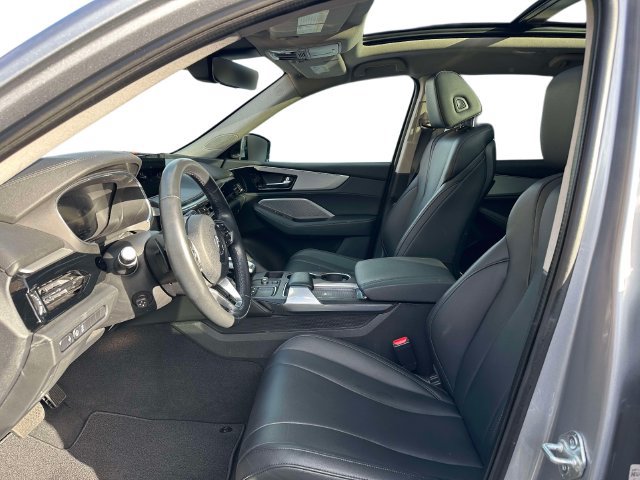 Used 2023 Acura MDX SH-AWD image 23