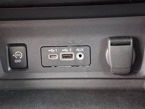 Certified 2024 Nissan Sentra SV FWD image 24