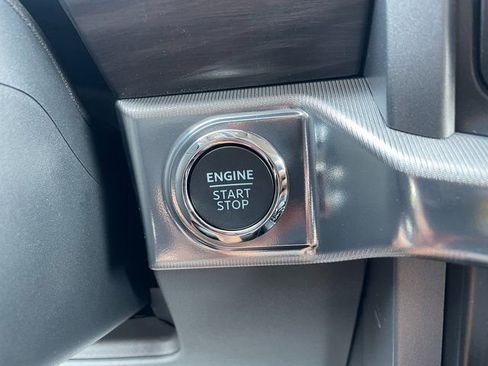 New 2025 Ford F150 Lariat w/ Equipment Group 501A Mid image 34