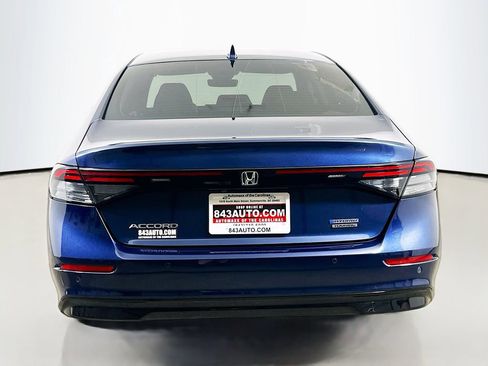 Used 2024 Honda Accord Touring image 6
