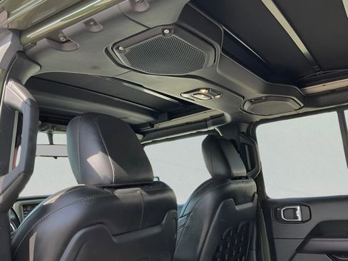 Used 2020 Jeep Wrangler Unlimited Rubicon w/ Quick Order Package 28Y Recon image 38