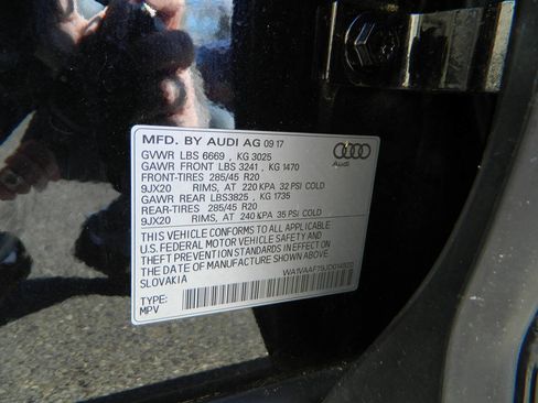 Used 2018 Audi Q7 3.0T Prestige image 29