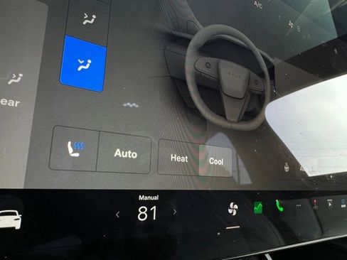 Used 2024 Tesla Model X Plaid image 25