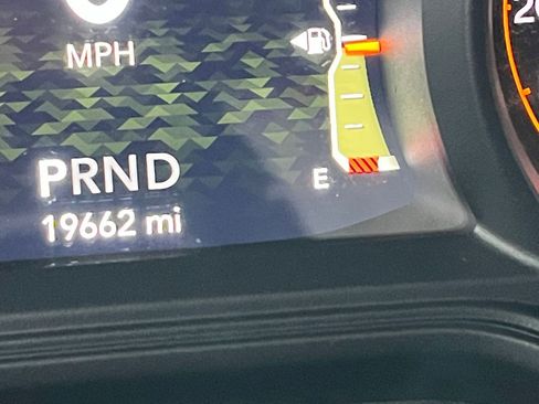 Used 2025 Jeep Wrangler Unlimited Rubicon image 39