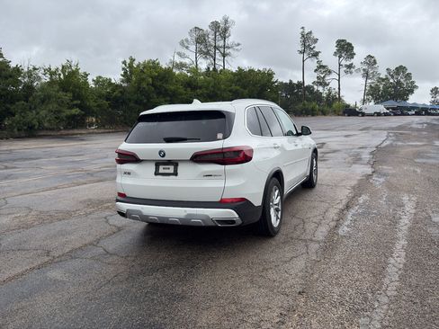 Used 2022 BMW X5 xDrive45e w/ Climate Comfort Package AWD/4WD image 6