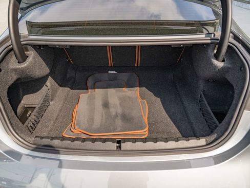 Used 2022 BMW M4 xDrive Competition w/ M Carbon Exterior Package image 9