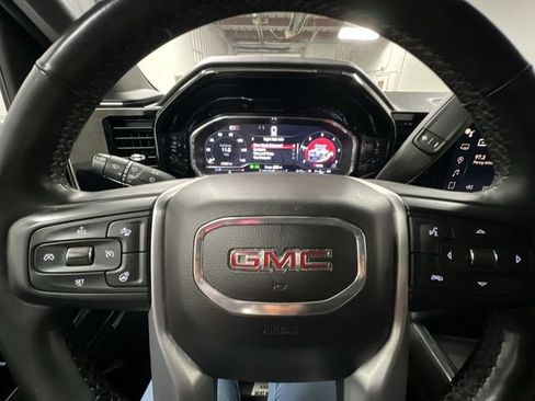 Certified 2024 GMC Sierra 2500 SLT w/ SLT Convenience Package AWD/4WD image 11