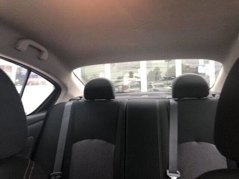 Used 2017 Nissan Versa SV image 17