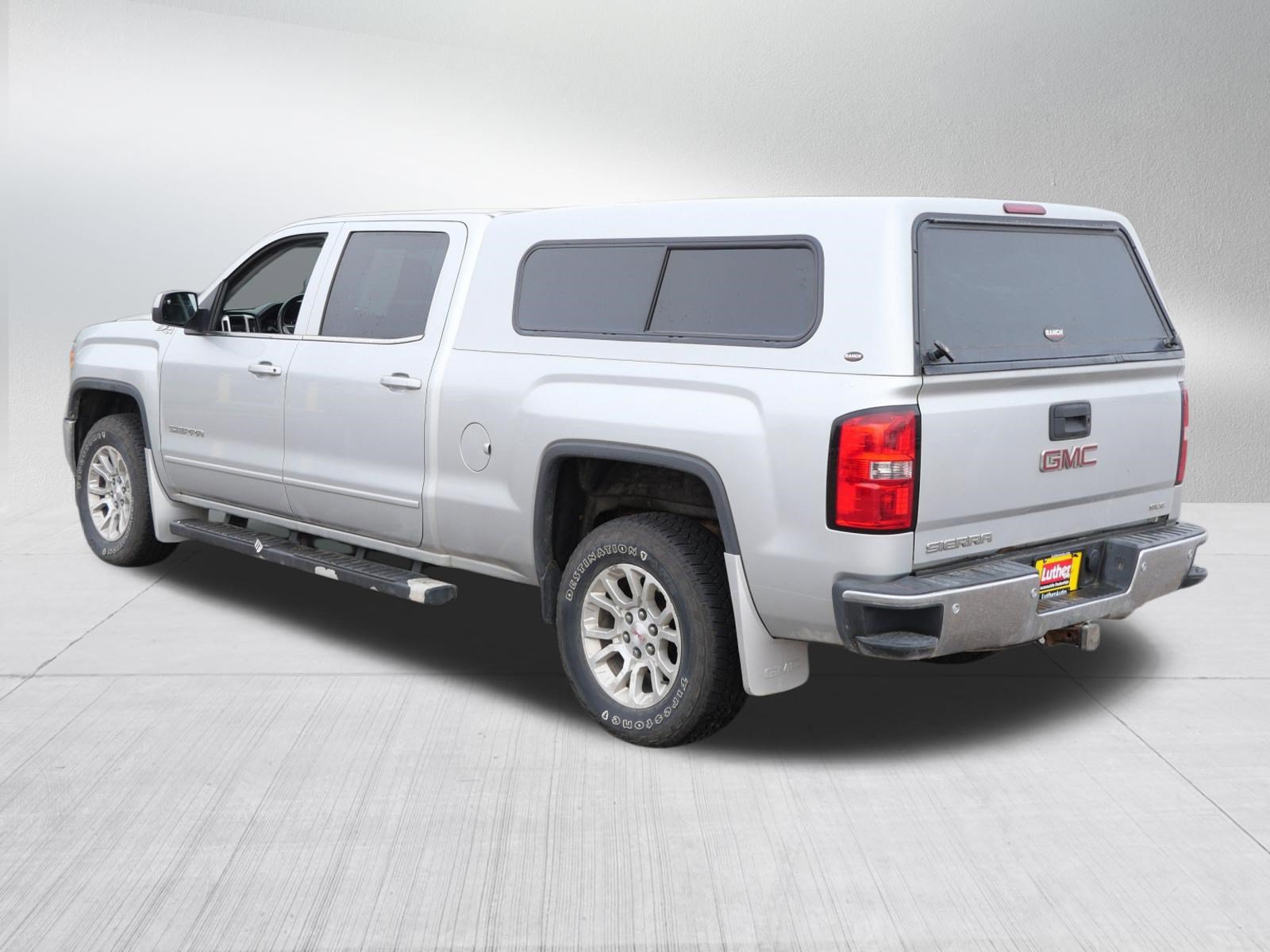 Used 2014 GMC Sierra 1500 SLE w/ SLE Value Package AWD/4WD image 5