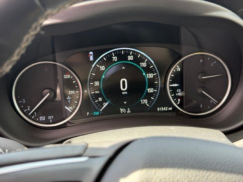Used 2017 Buick Envision Premium AWD/4WD image 22