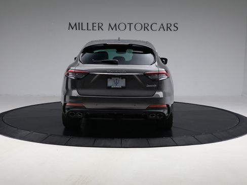 Used 2022 Maserati Levante Modena AWD/4WD image 5