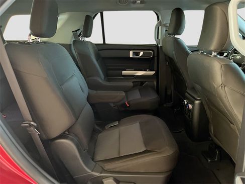 Used 2022 Ford Explorer XLT w/ Class IV Trailer Tow Package image 29