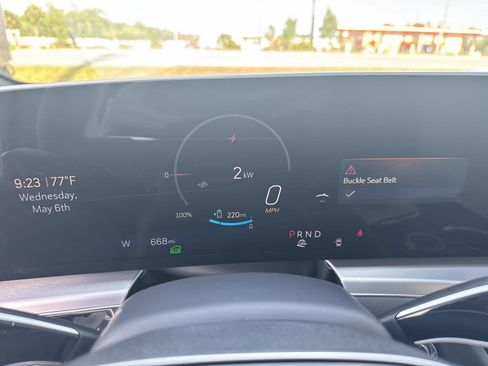 Certified 2025 Cadillac Lyriq Luxury RWD image 31